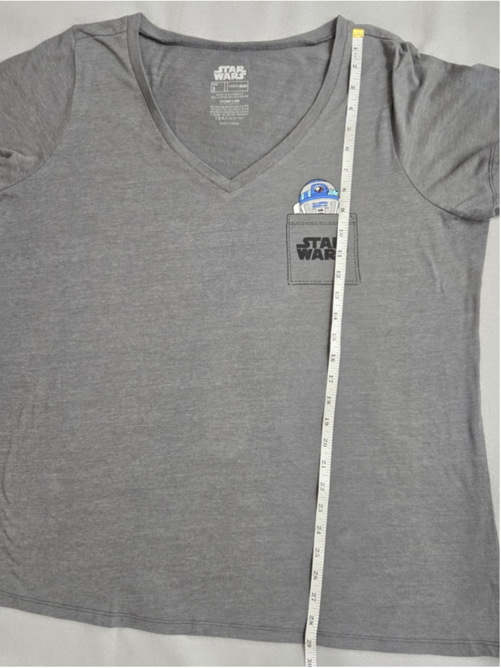 Star Wars Fifth Sun R2D2 Pocket T Shirt Womens Size 3 Gray V Neck Graphic Top - Picture 6 of 8